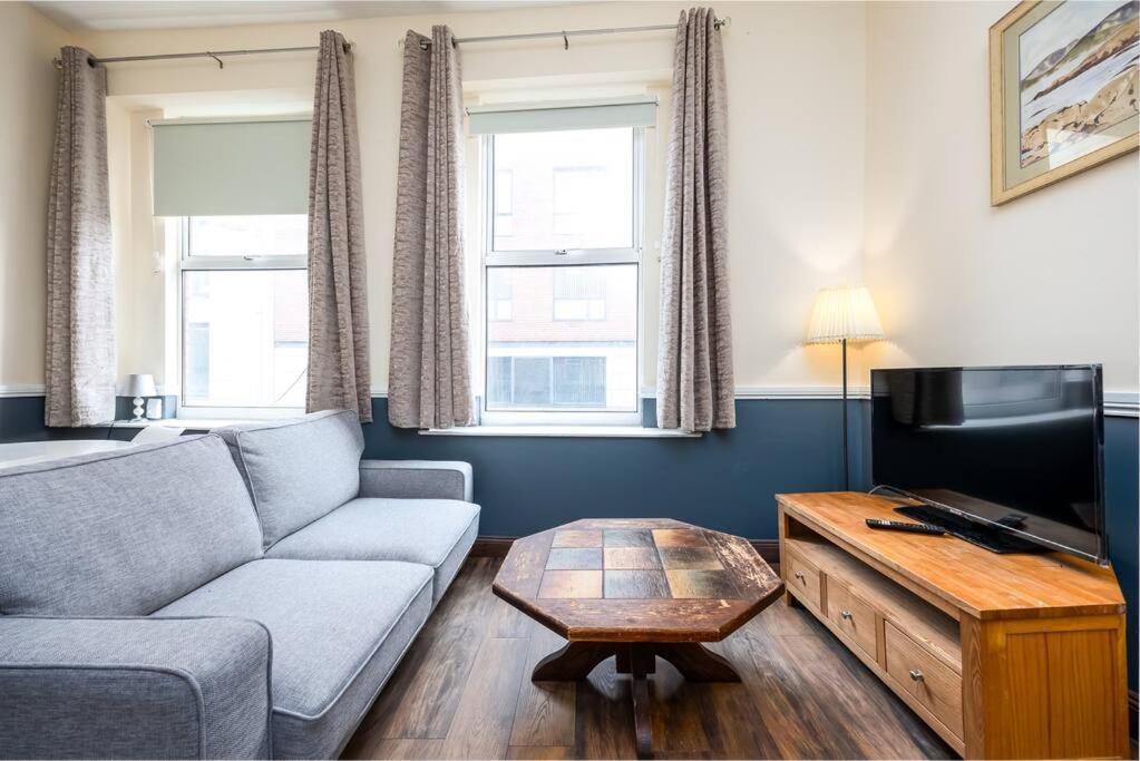 Homely 1 Bedroom Apartment In Smithfield, Dublin Bagian luar foto